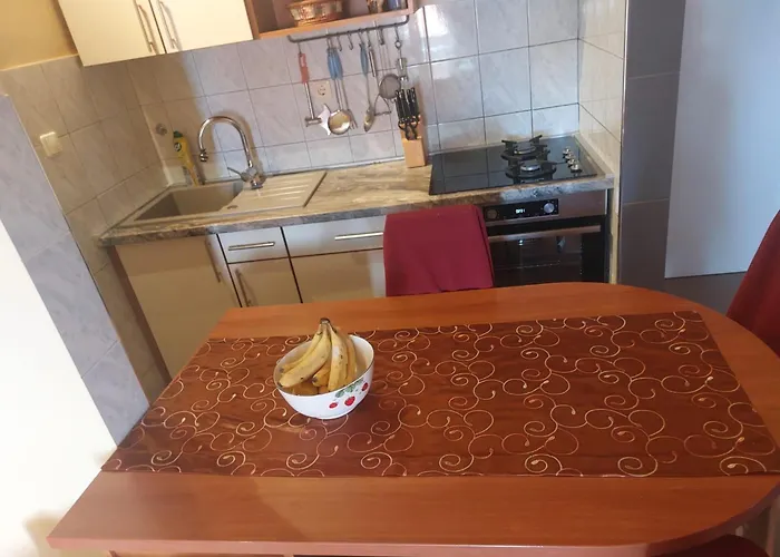 Virena Макарська